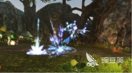 2025熱門可自由交易手游推薦：暢享玩家間真實(shí)交易樂趣截圖