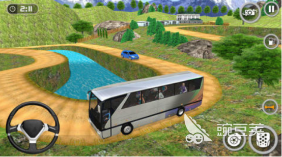 2025年最火爆的巨型汽車手游推薦：必玩的高人氣大型載具駕駛游戲排行榜截圖