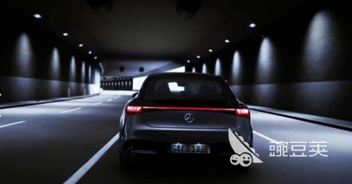 2025必玩的奔馳寶馬游戲推薦：高人氣、真刺激、強代入感的老虎機類游戲盤點截圖